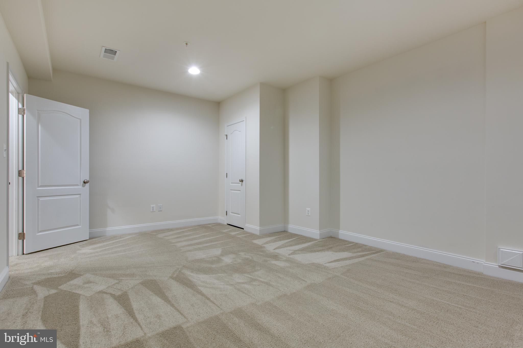 ARUNDEL PRESERVE - Residential Lease