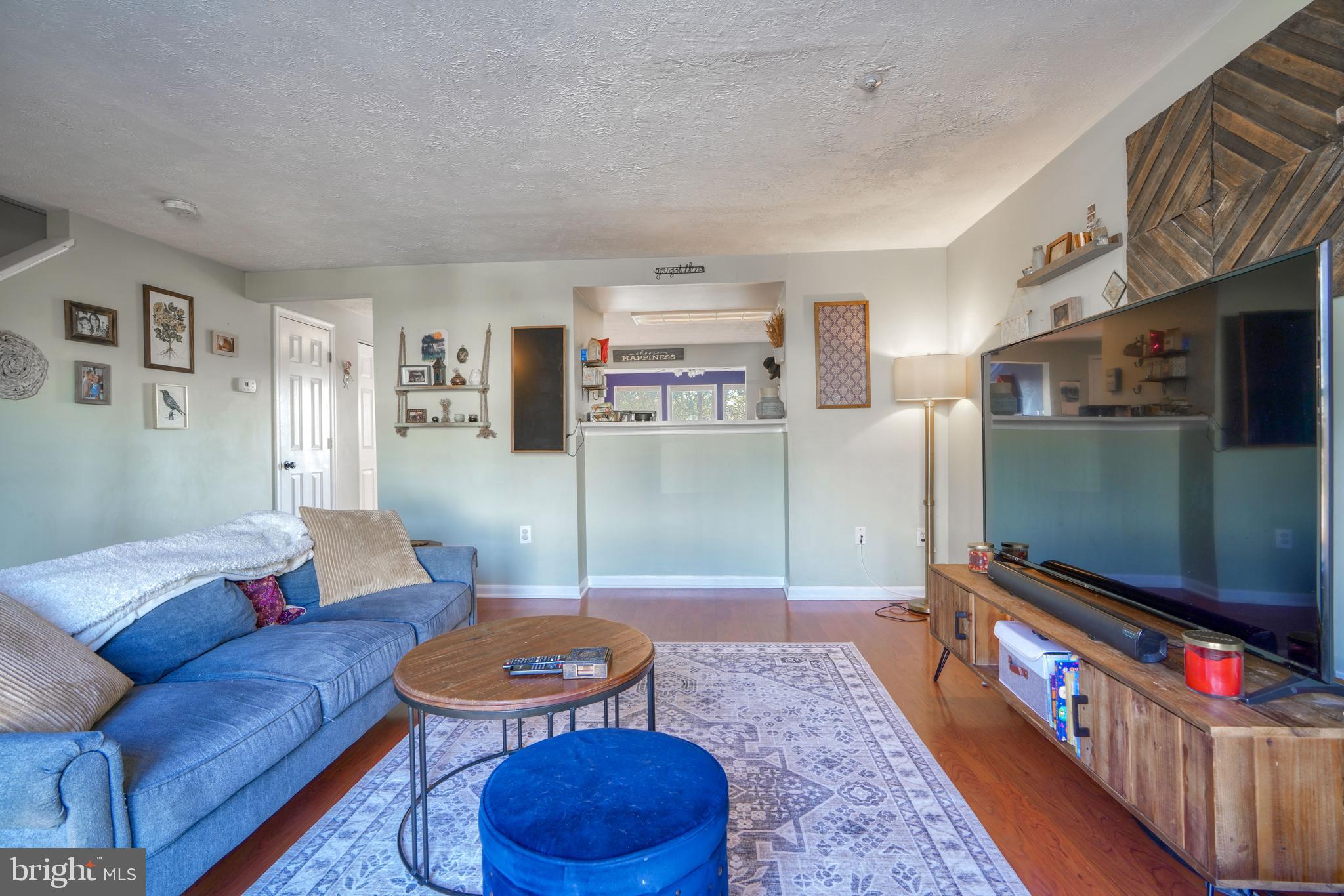 BRENTWOOD CONDO - Residential