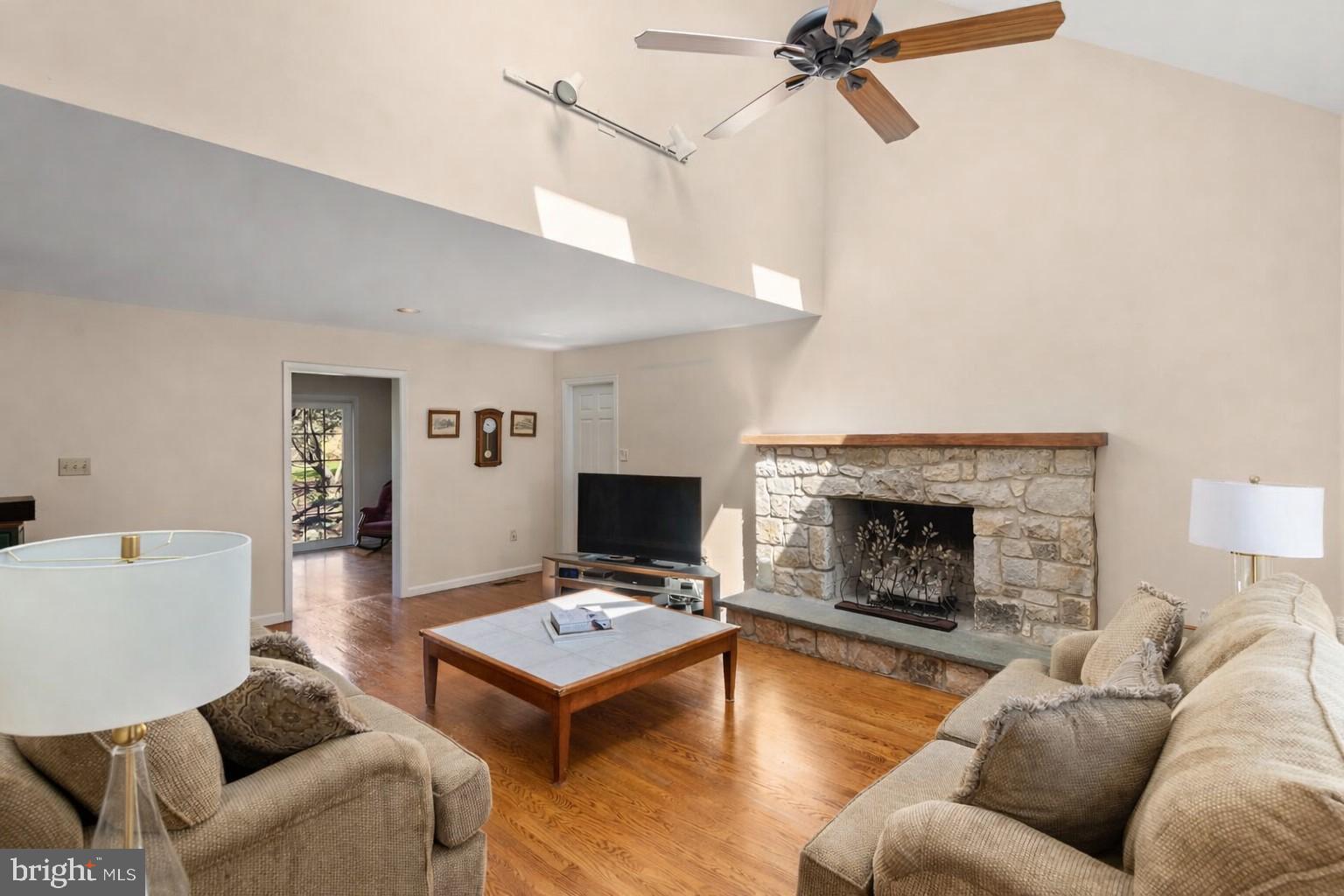 VALLEY VIEW - Residential