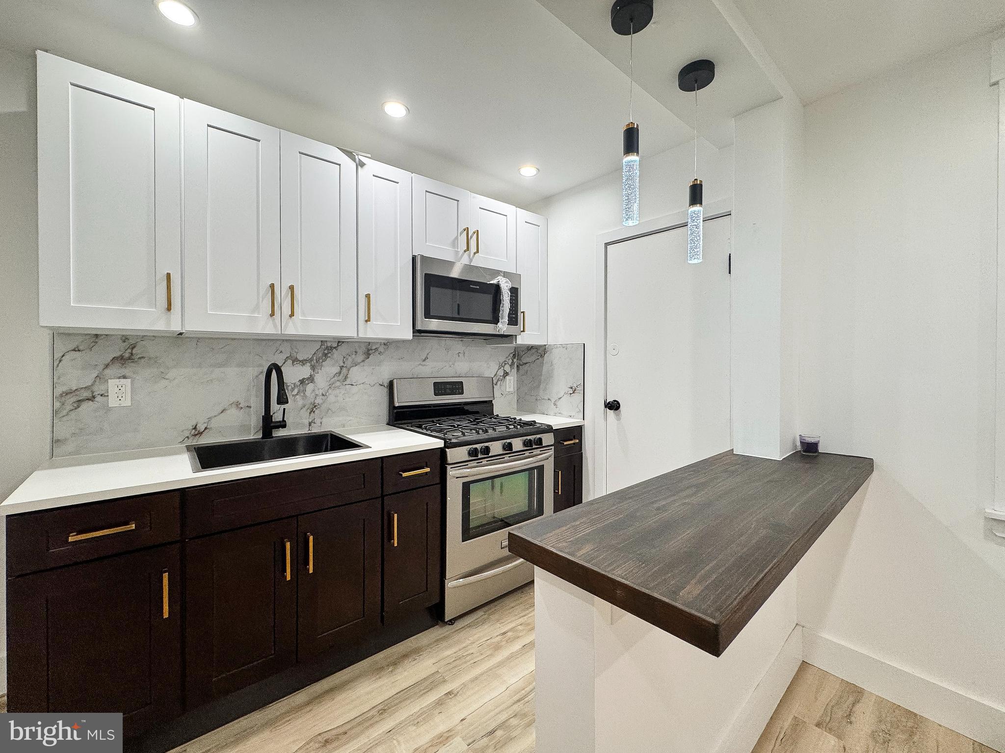 GERMANTOWN (EAST) - Residential Lease