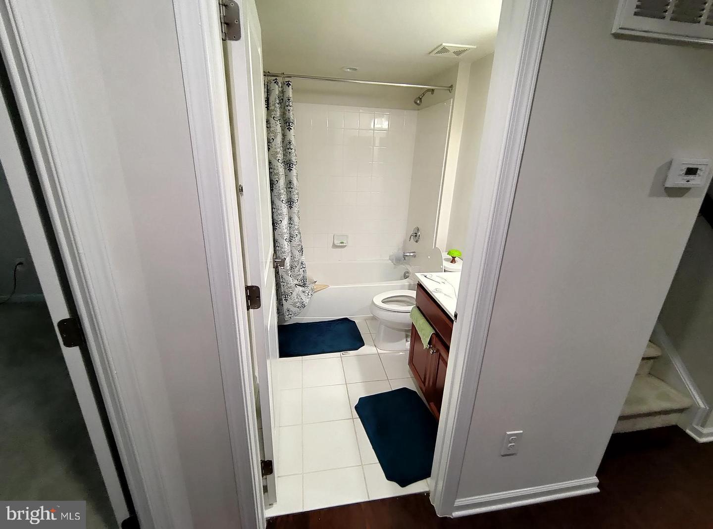 MOOREFIELD - Residential Lease