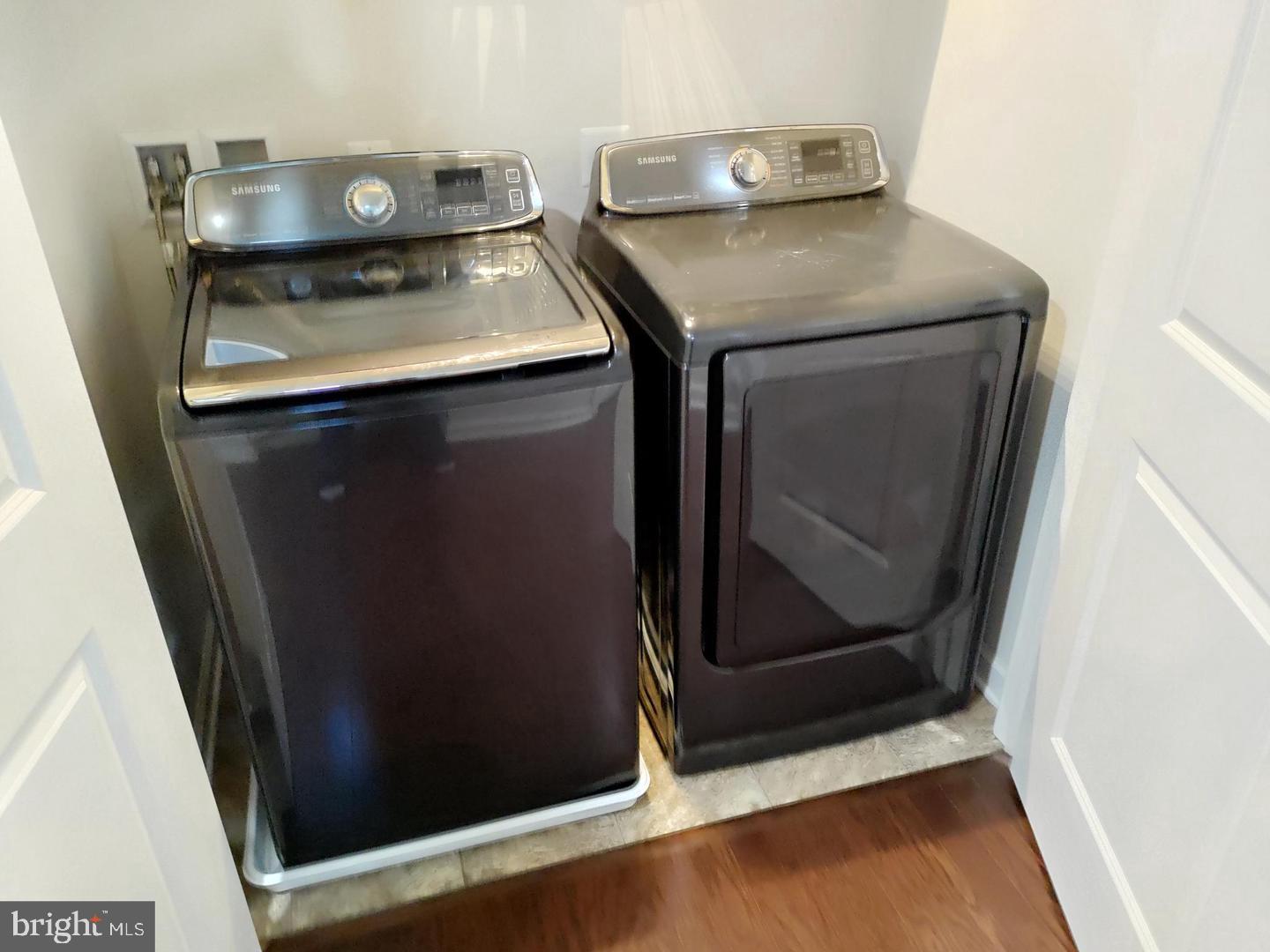 MOOREFIELD - Residential Lease