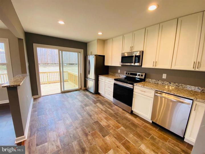 SUNNINGDALE MEADOWS - Residential