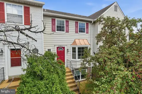 4104 Pleasant Meadow Court Unit 117B, Chantilly, VA 20151 - MLS#: VAFX2328232