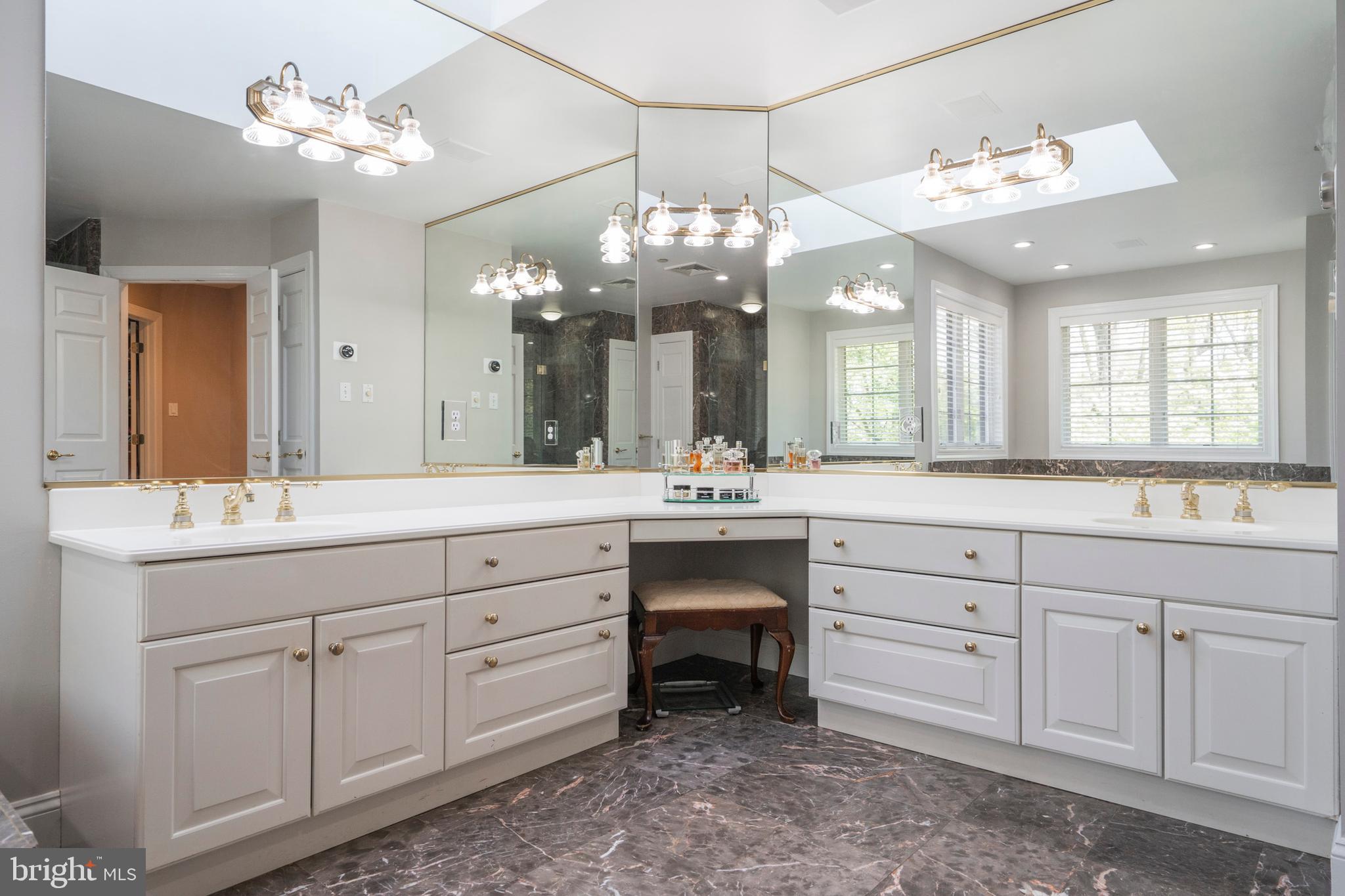 ARONIMINK - Residential