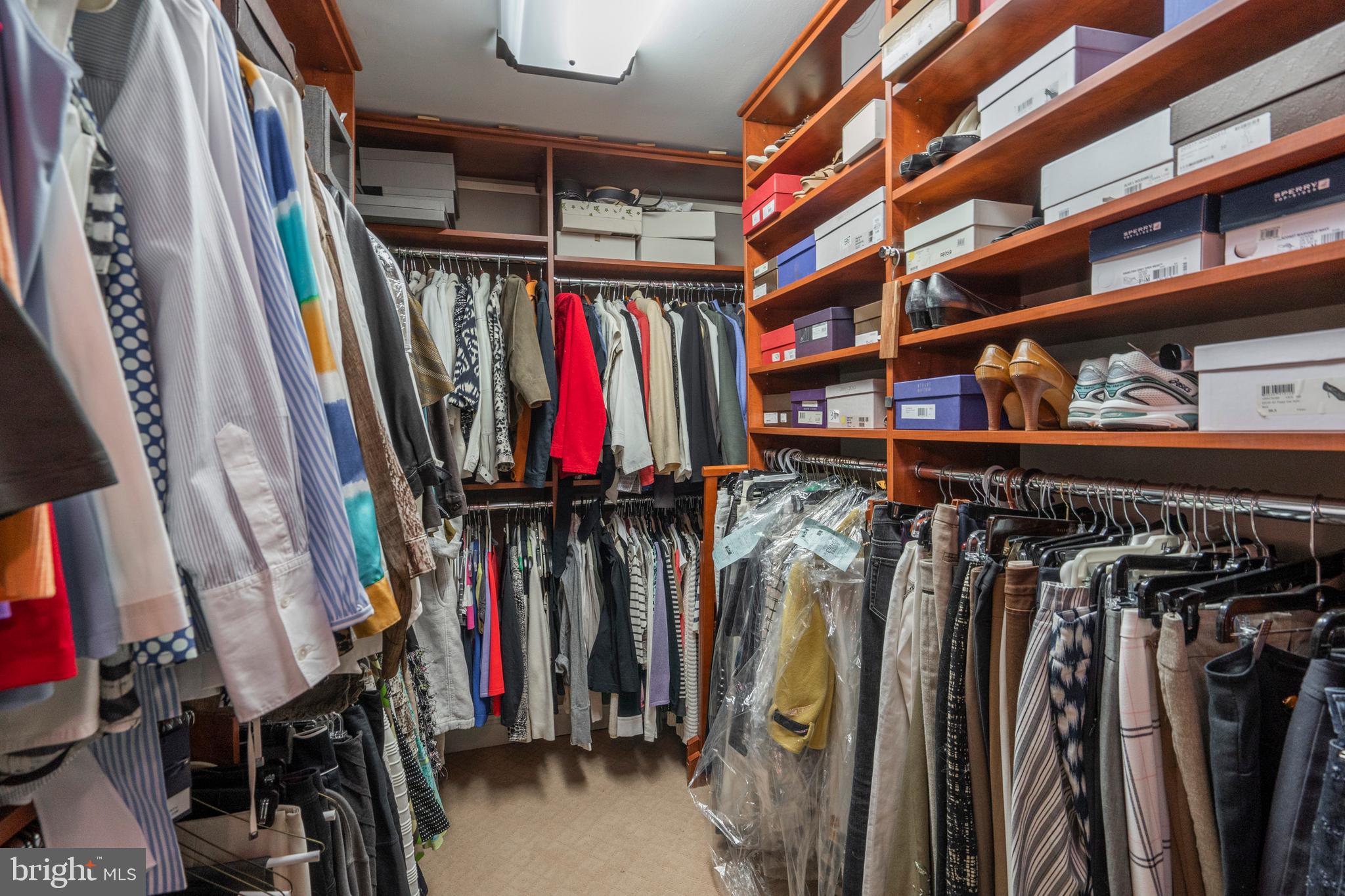 ARONIMINK - Residential