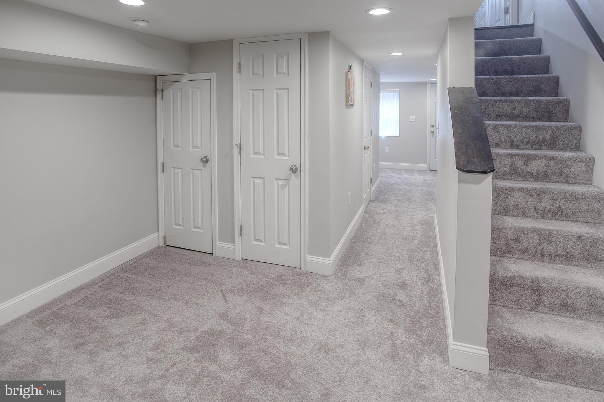 GREEKTOWN - Residential Lease