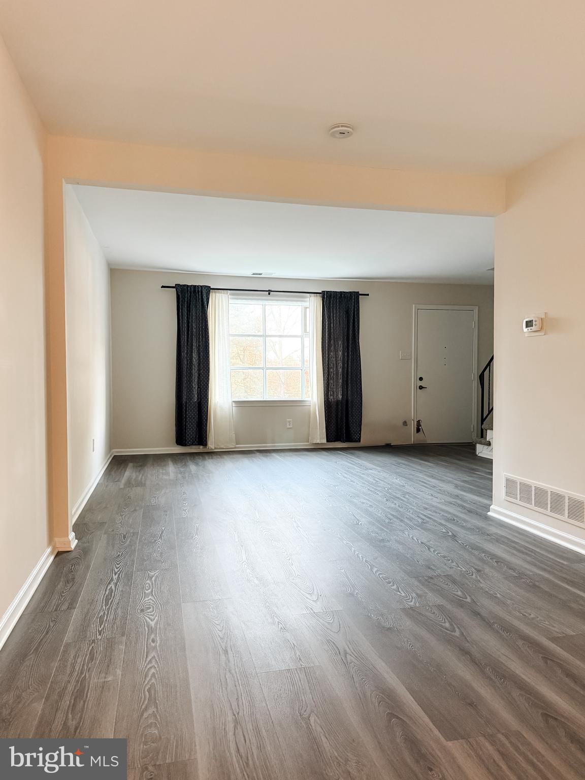 RHONDDA - Residential Lease