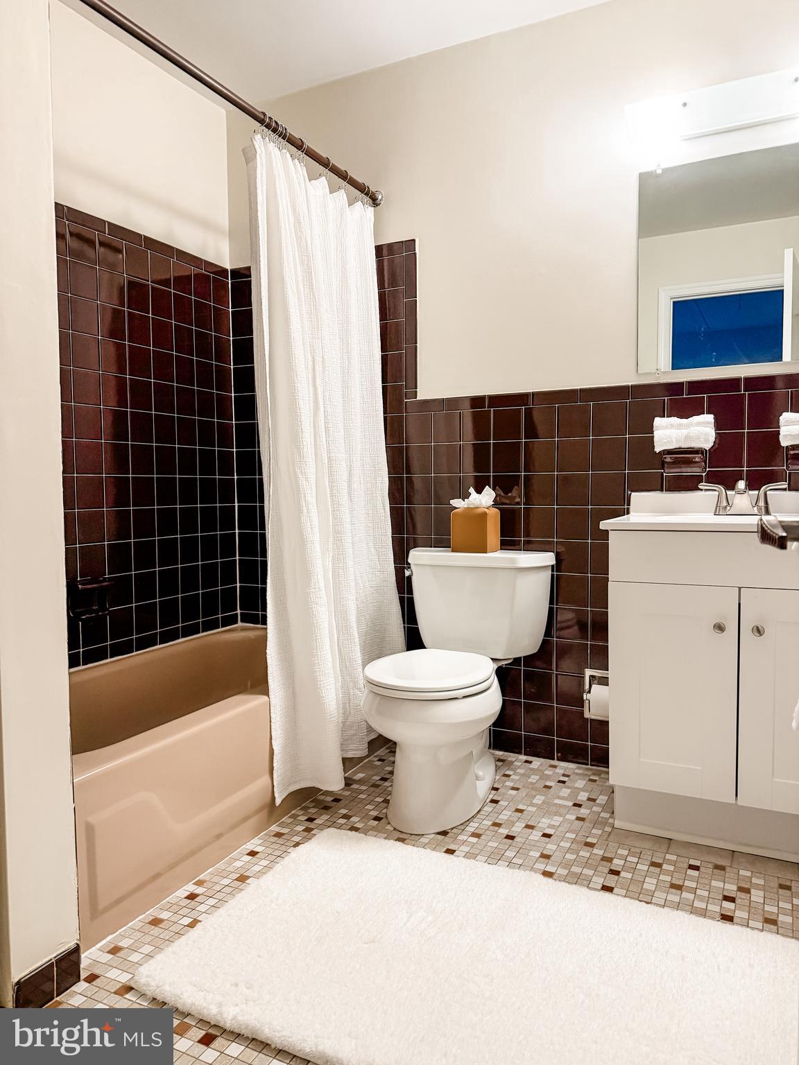 RHONDDA - Residential Lease