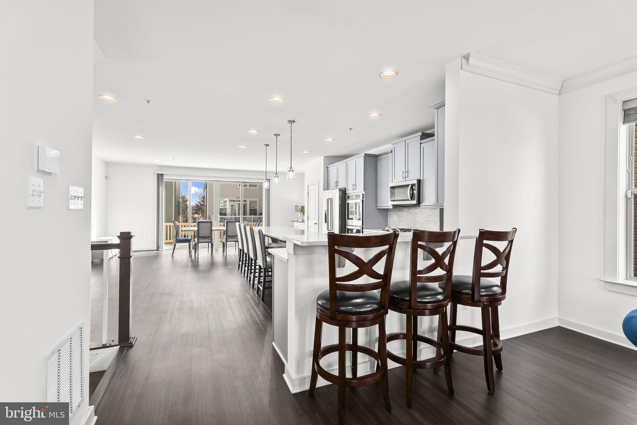 VILLAGES OF URBANA - Residential