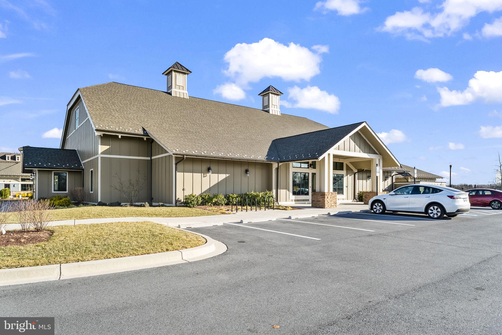 VILLAGES OF URBANA - Residential