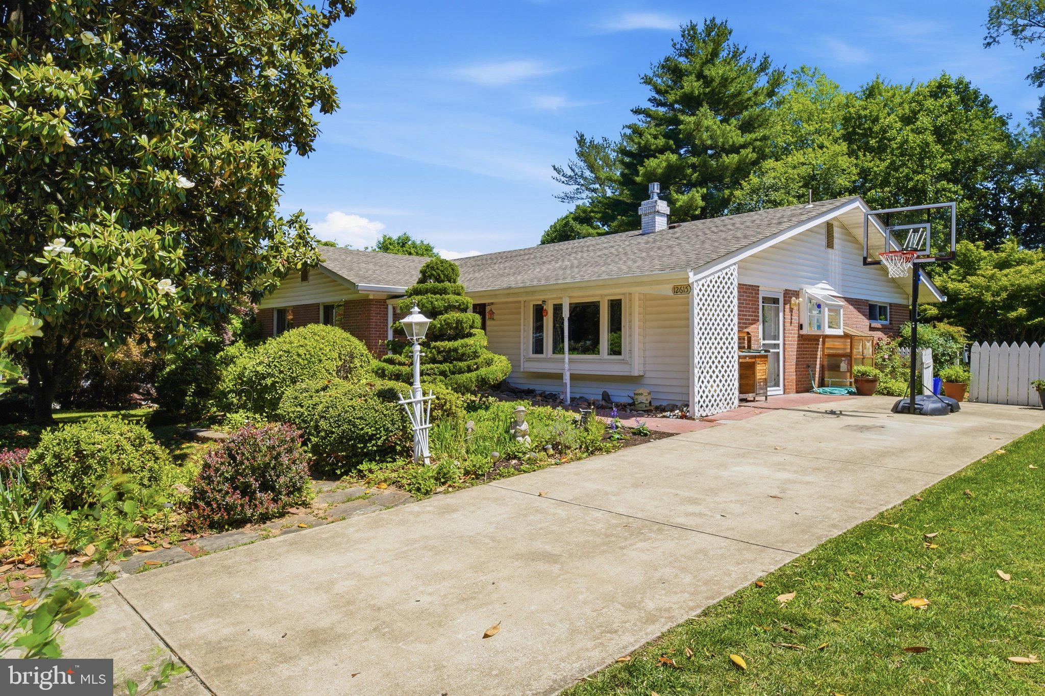 12615 EASTBOURNE DRIVE