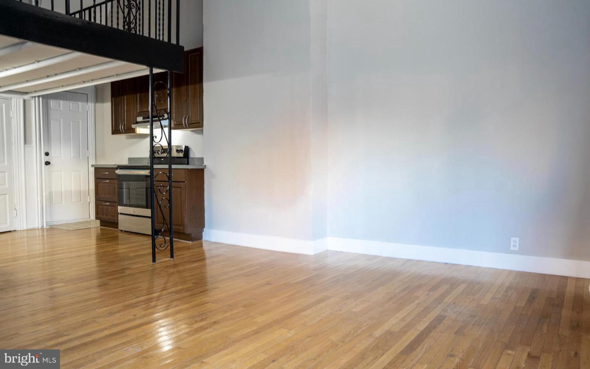 FAIRMOUNT - Residential Lease