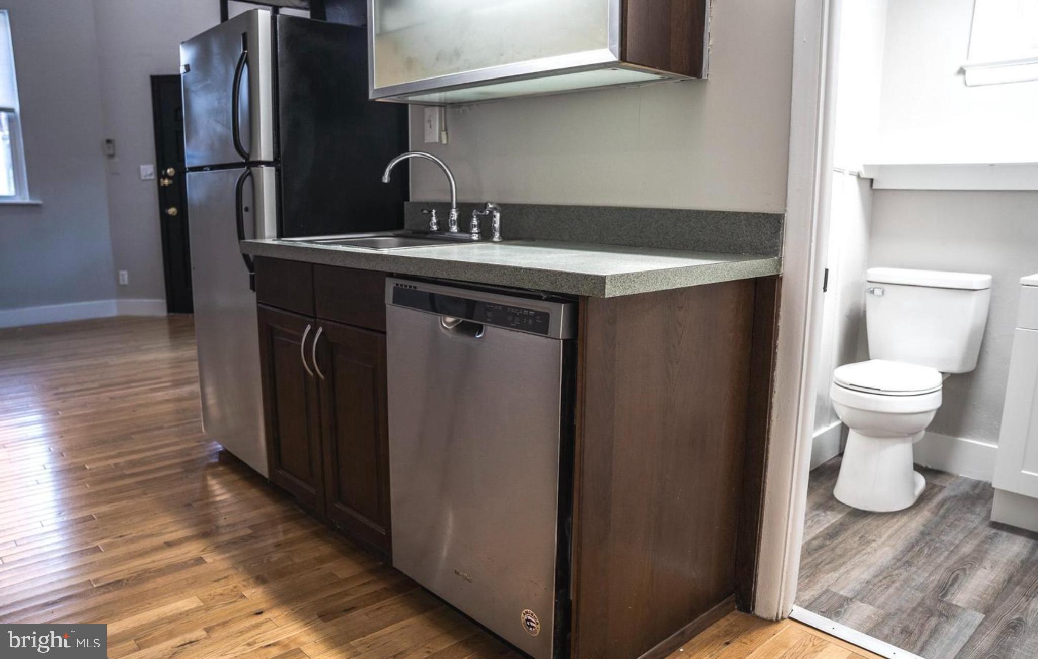 FAIRMOUNT - Residential Lease