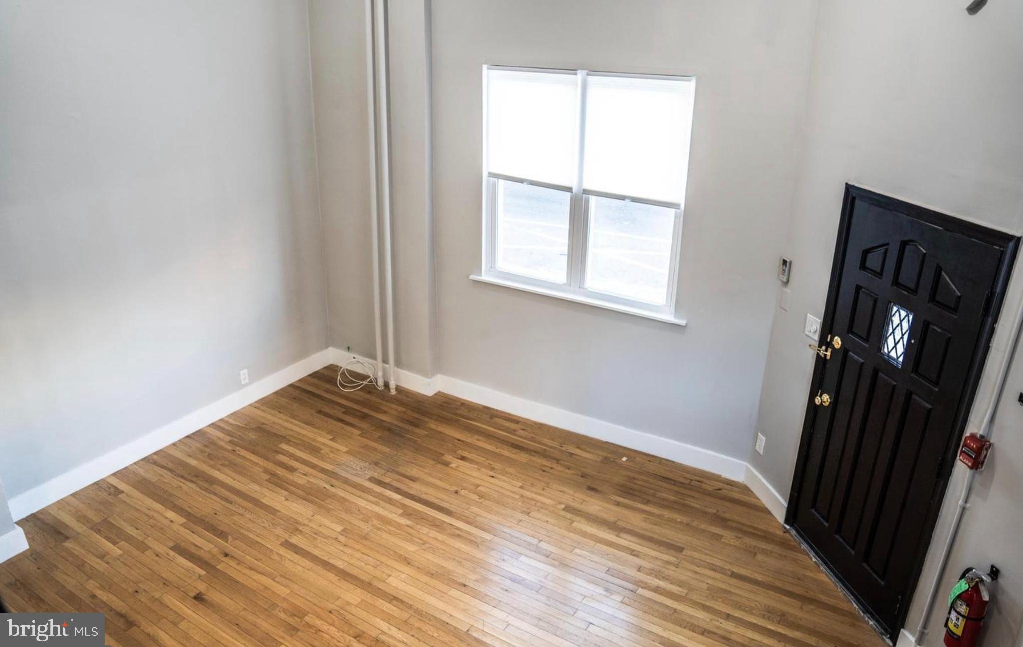 FAIRMOUNT - Residential Lease