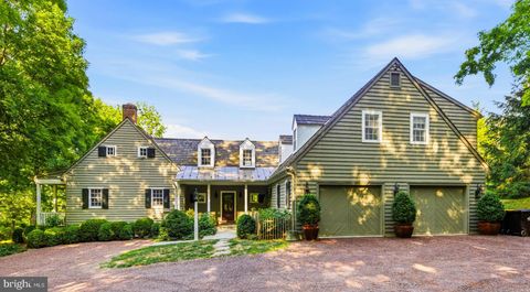 Photo of 6170 Stovers Mill Rd, CARVERSVILLE, PA 18913 (MLS # PABU2122156)
