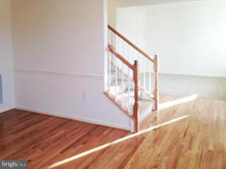 STONEBROOK VILLAGE - Residential