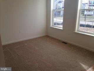 STONEBROOK VILLAGE - Residential