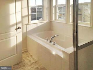 STONEBROOK VILLAGE - Residential