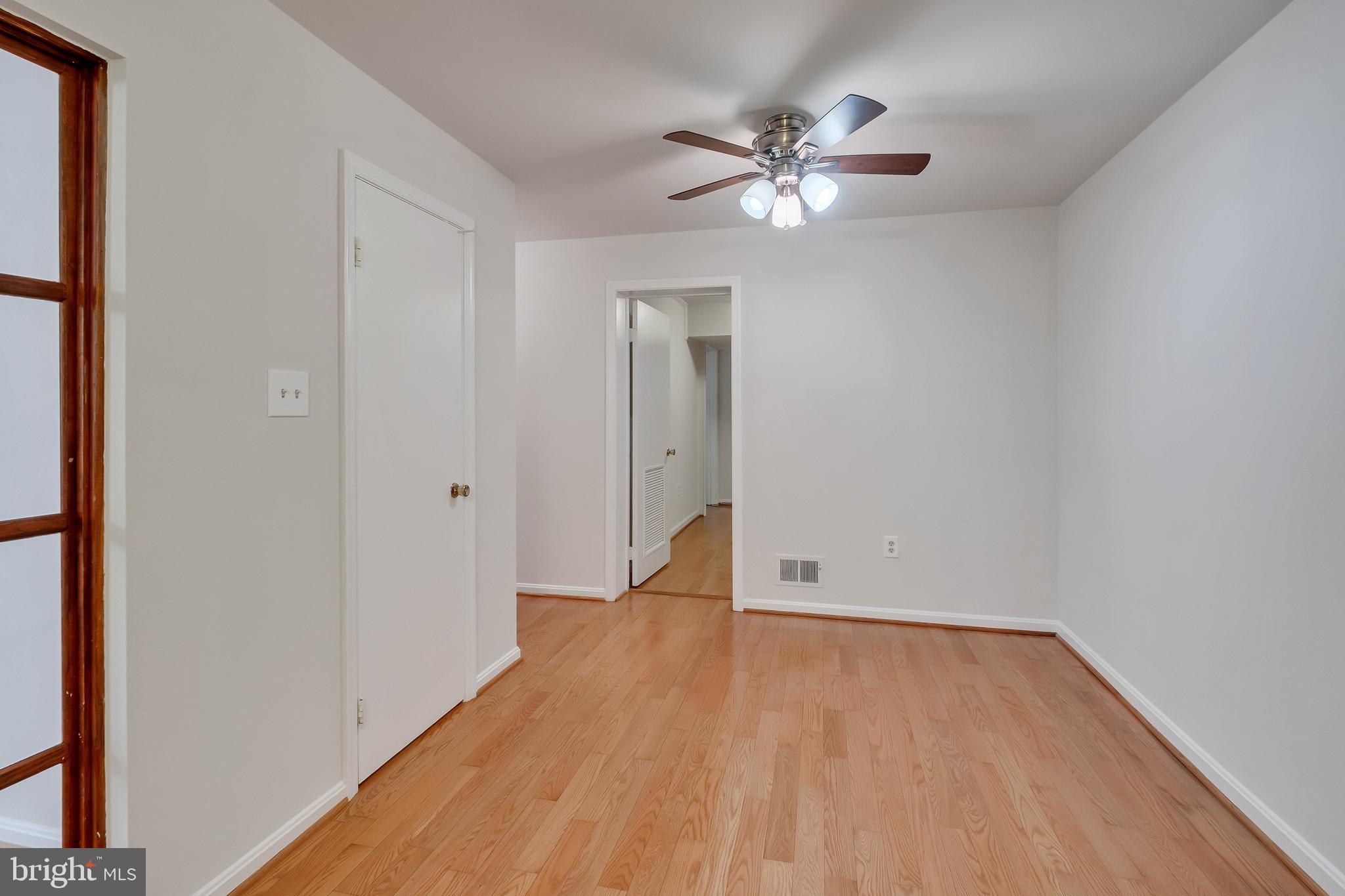 FAIRFAX PLAZA TOWNHOUSES - Residential