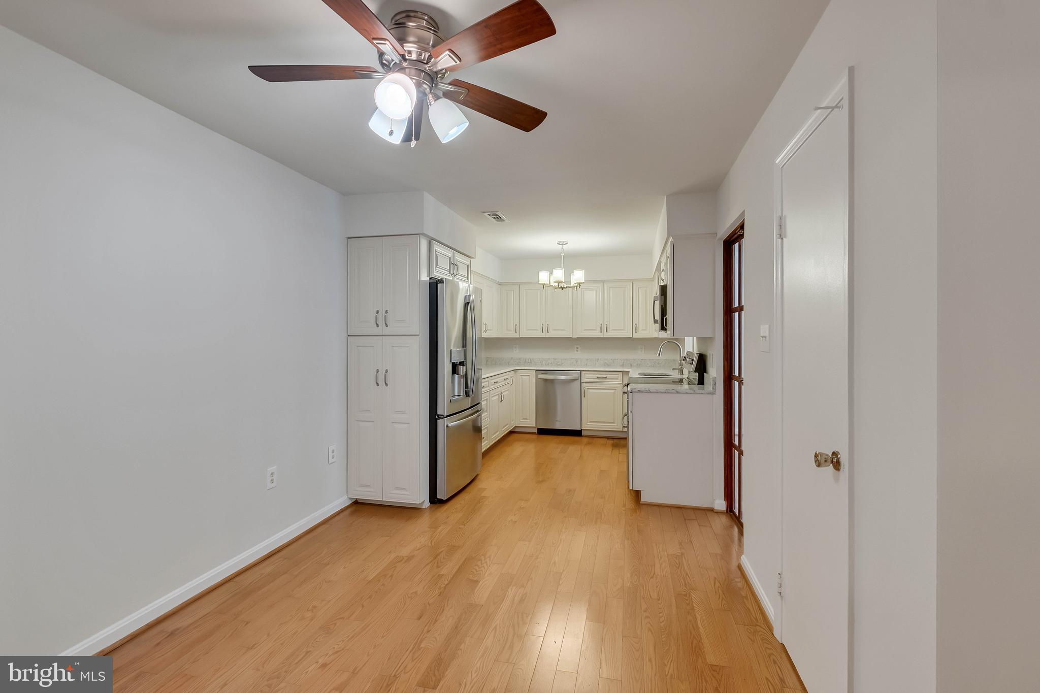 FAIRFAX PLAZA TOWNHOUSES - Residential