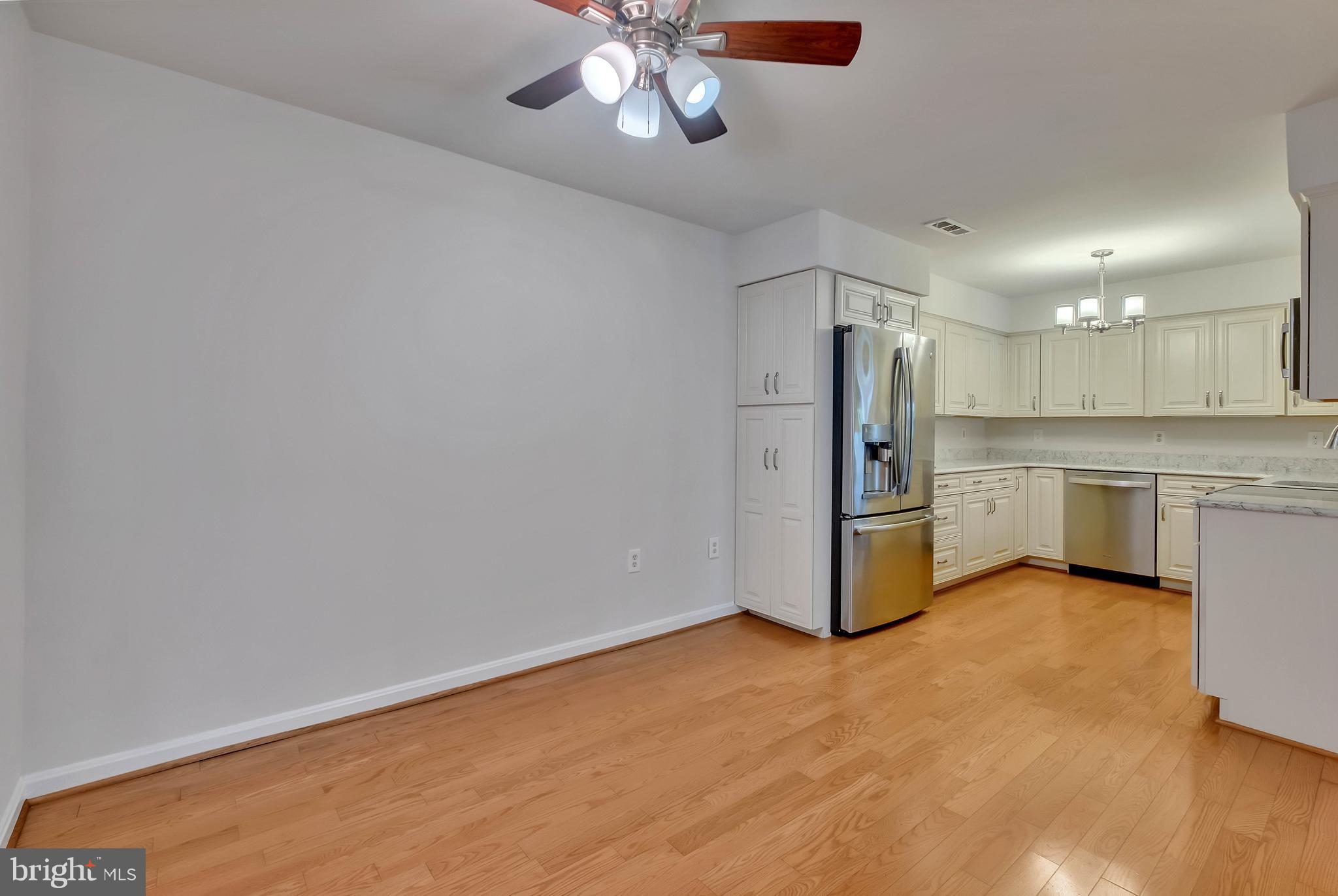 FAIRFAX PLAZA TOWNHOUSES - Residential