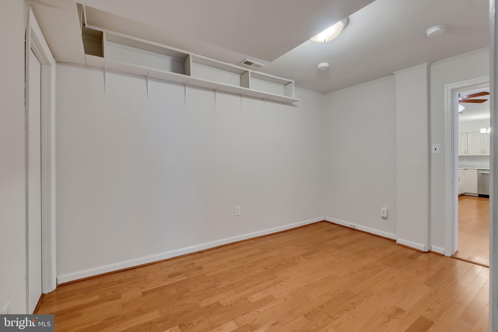 FAIRFAX PLAZA TOWNHOUSES - Residential