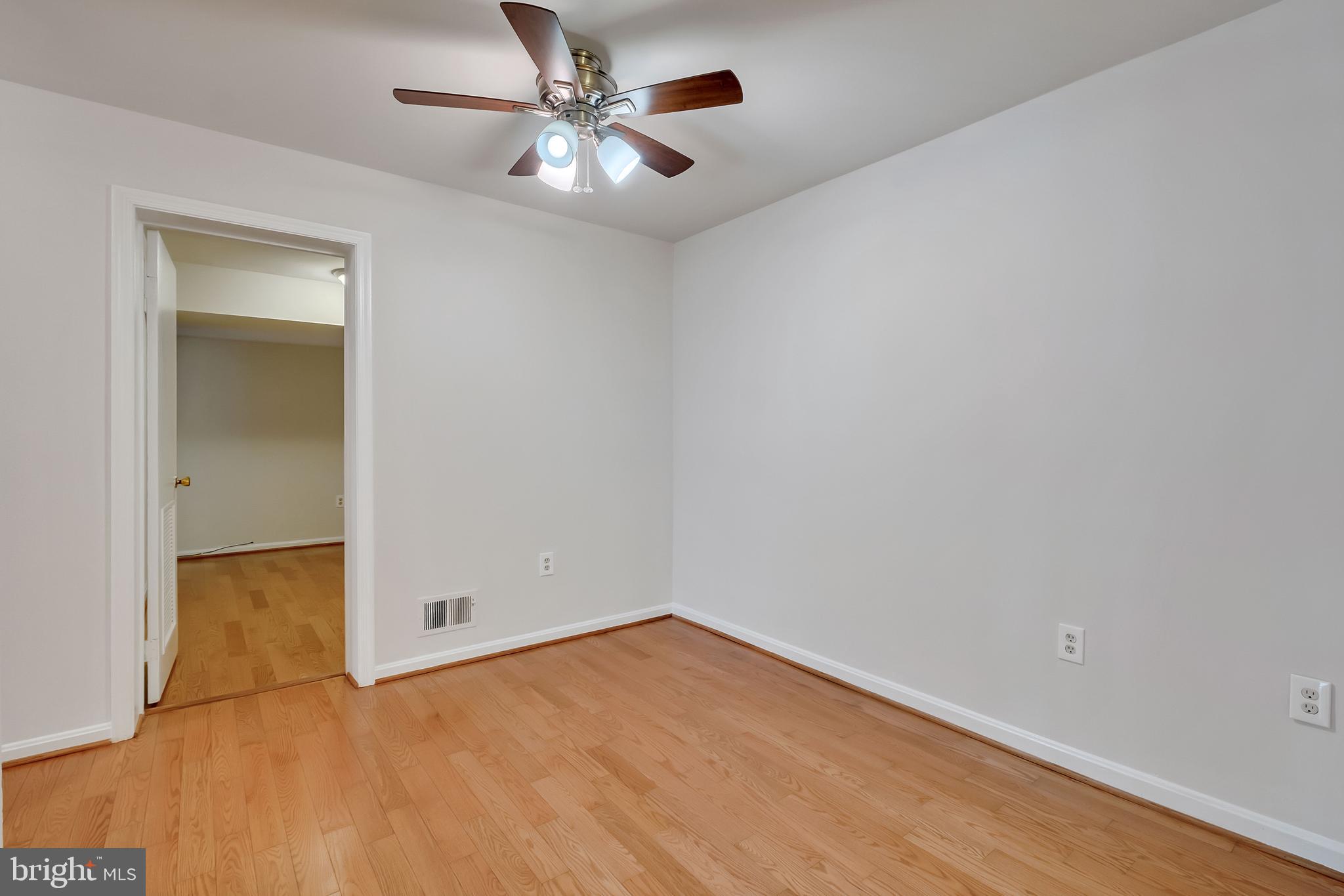 FAIRFAX PLAZA TOWNHOUSES - Residential