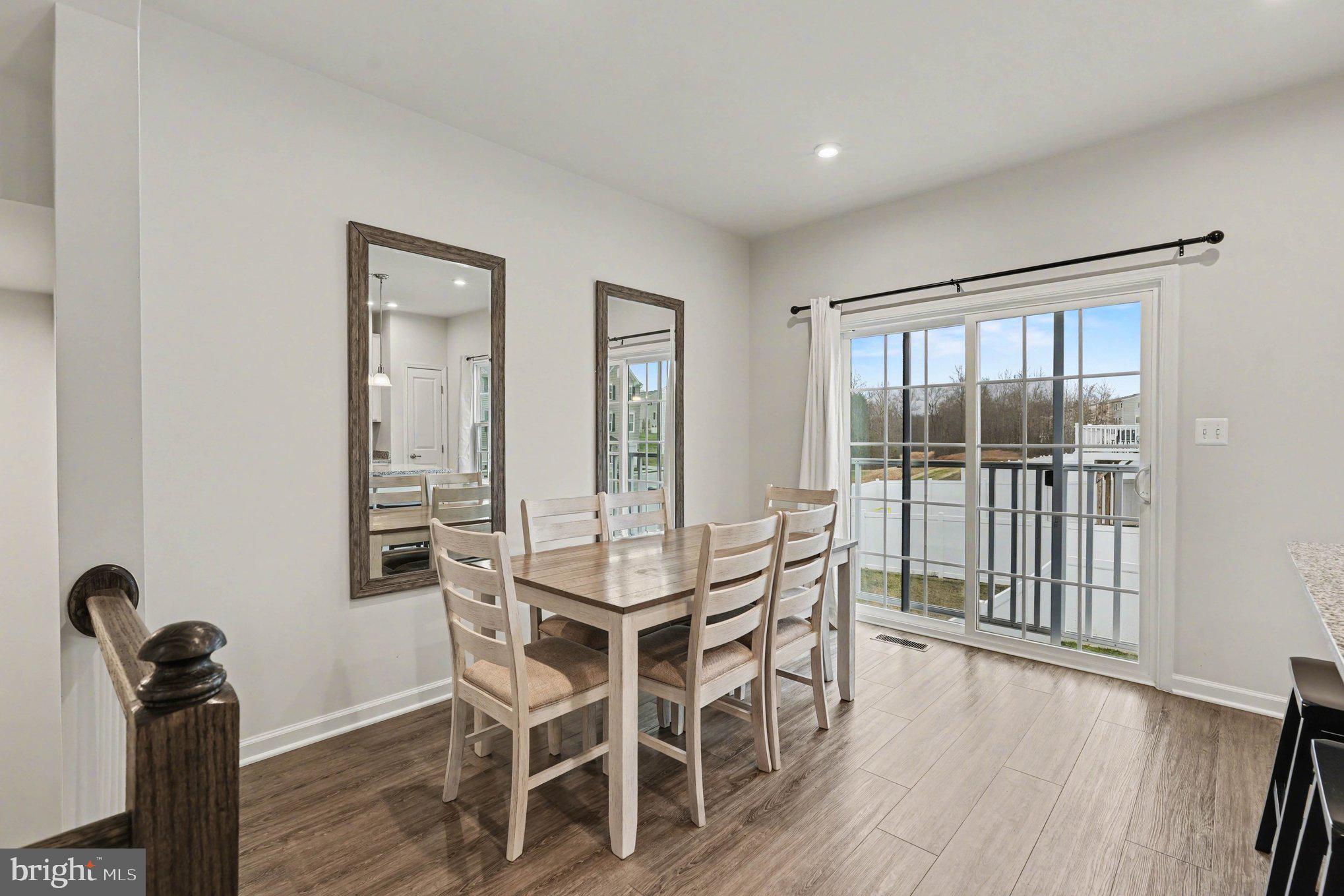 WILDERNESS SHORES - Residential