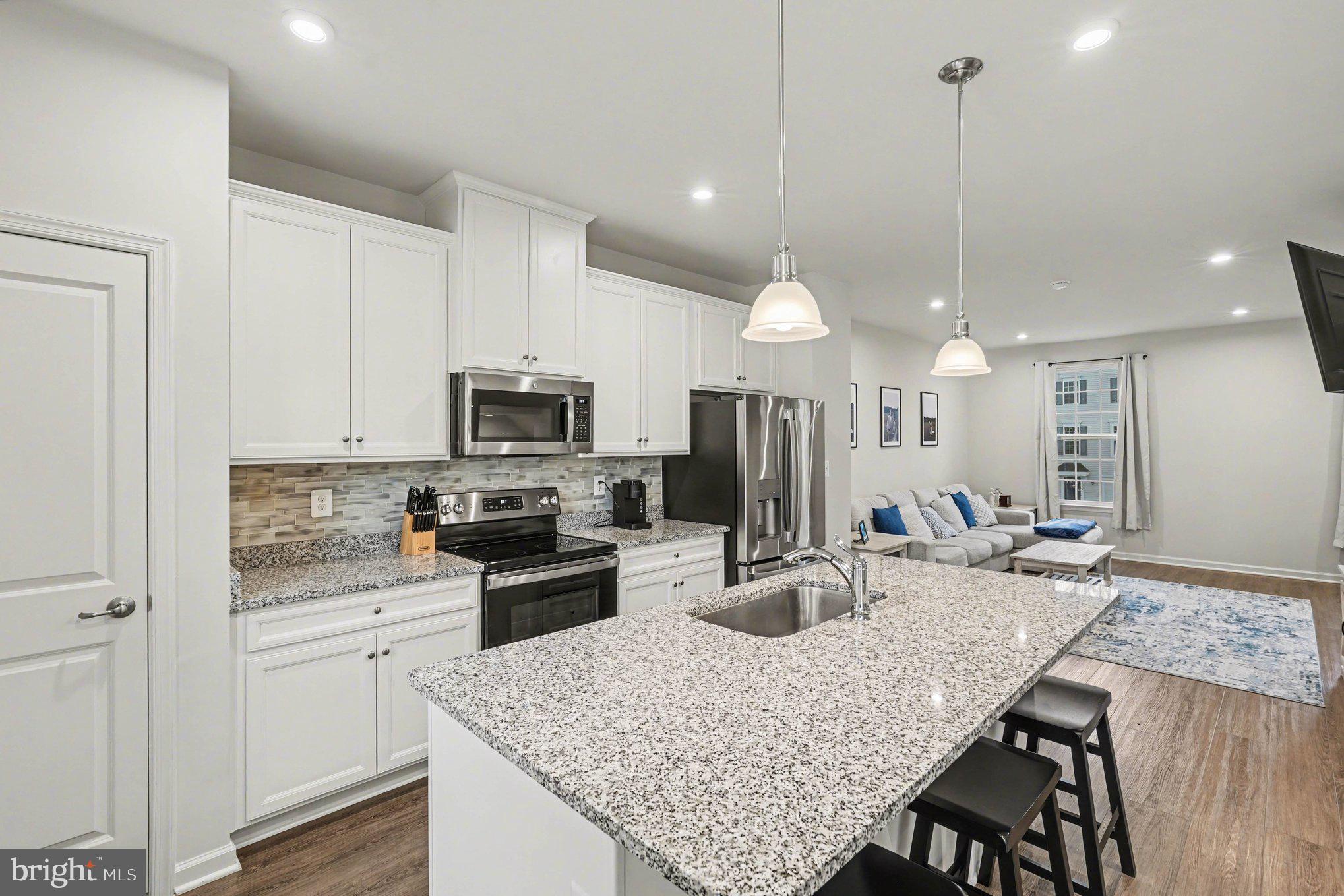 WILDERNESS SHORES - Residential