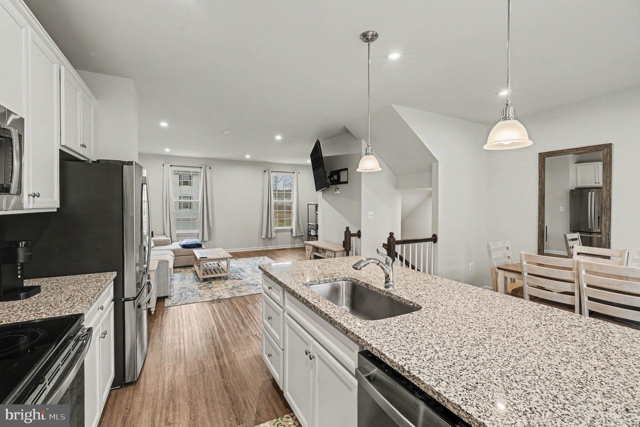 WILDERNESS SHORES - Residential