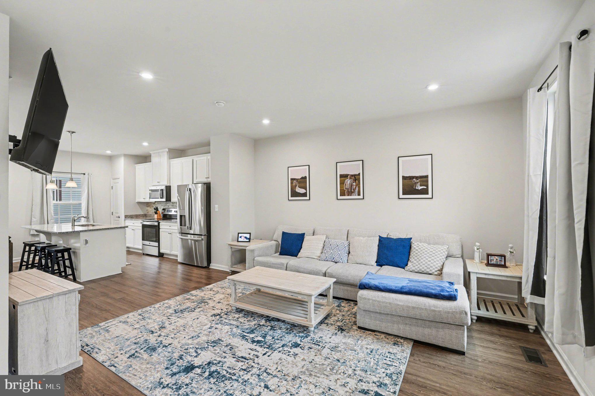 WILDERNESS SHORES - Residential