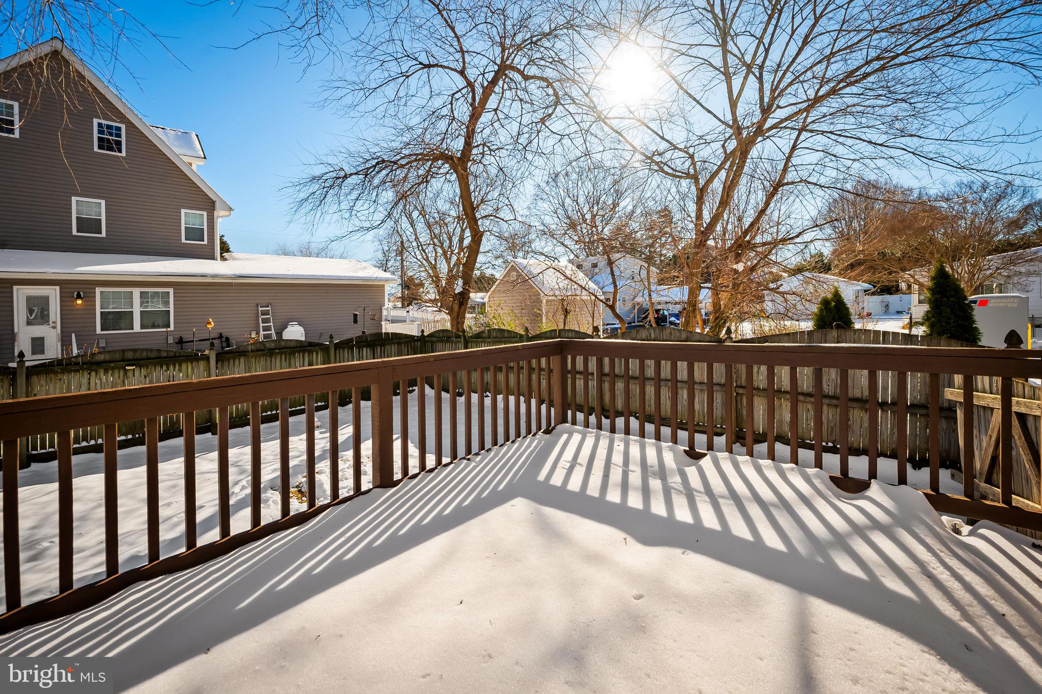 SELBY ON THE BAY - Residential Lease