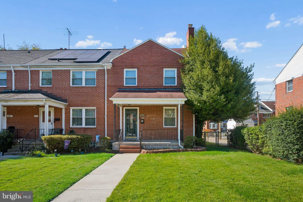 Photo of 2017 Northbourne Road, BALTIMORE, MD 21239 (MLS # MDBA2235588)