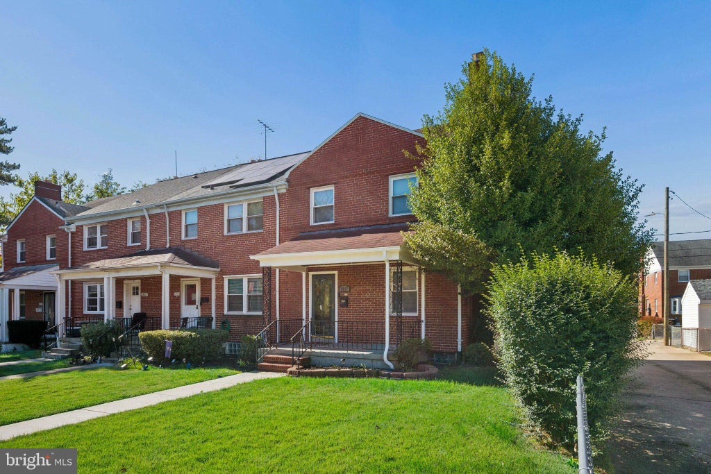 Photo of 2017 Northbourne Road, BALTIMORE, MD 21239 (MLS # MDBA2235588)