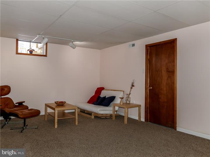 EAGLE RIDGE - Residential