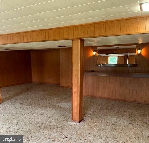 DARLEIGH MANOR - Residential Lease