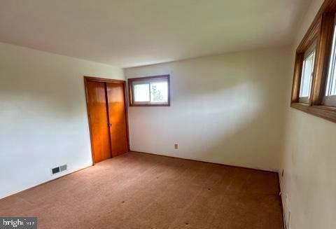 DARLEIGH MANOR - Residential Lease