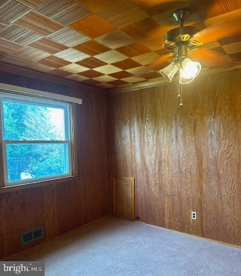 DARLEIGH MANOR - Residential Lease