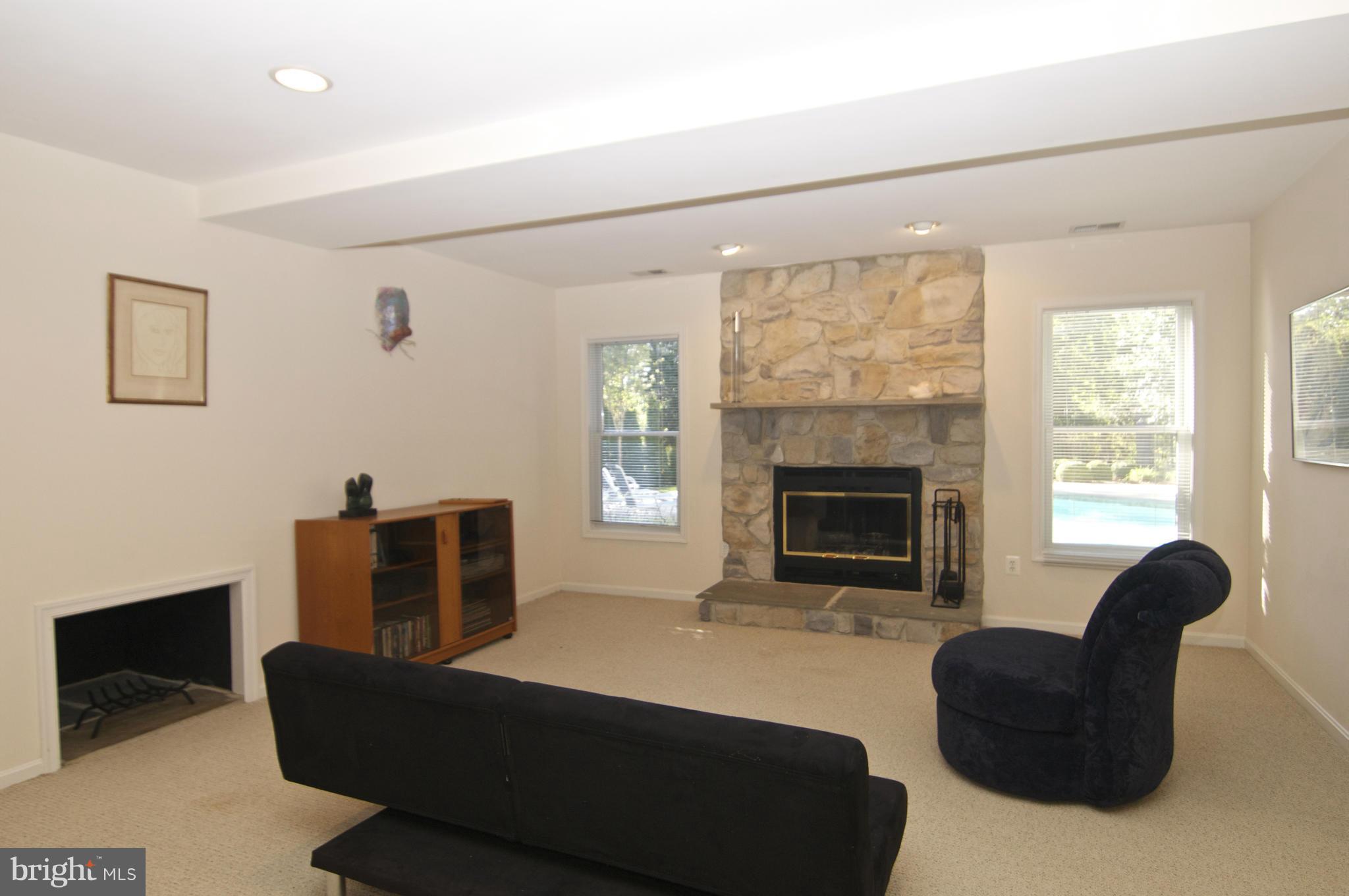 QUARTERFIELD - Residential