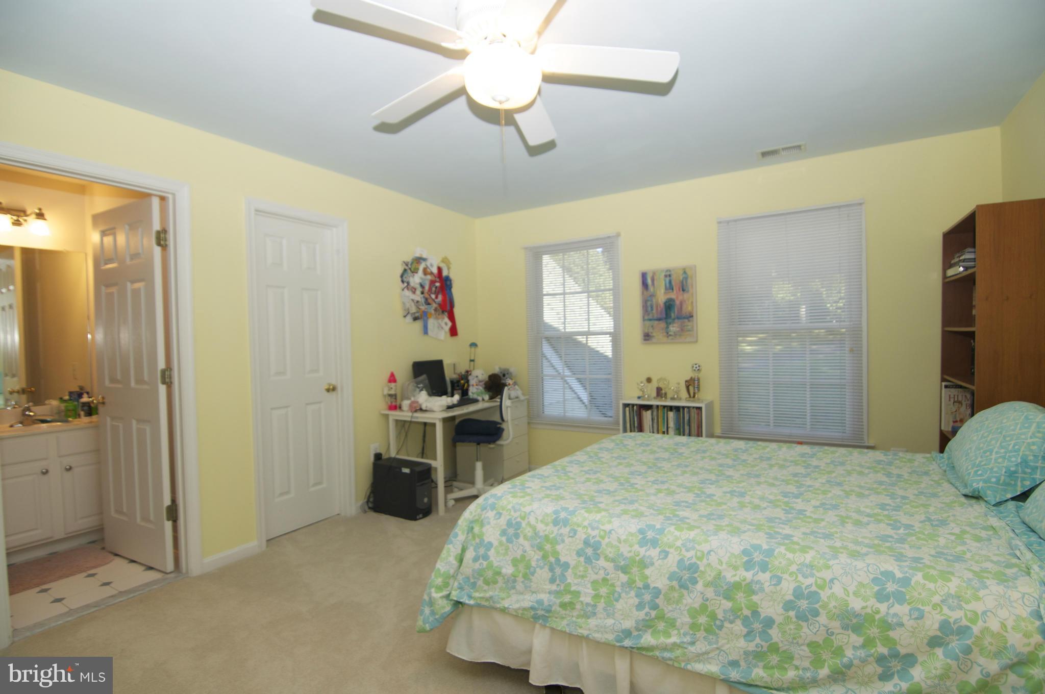 QUARTERFIELD - Residential