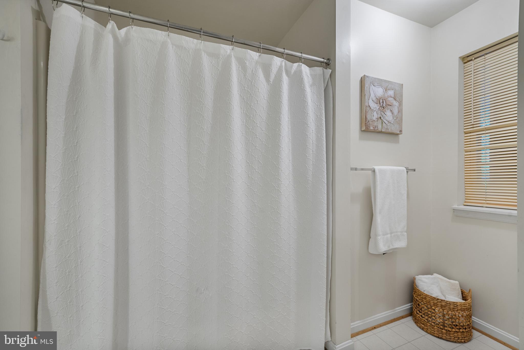 ROLLING MEADOWS - Residential