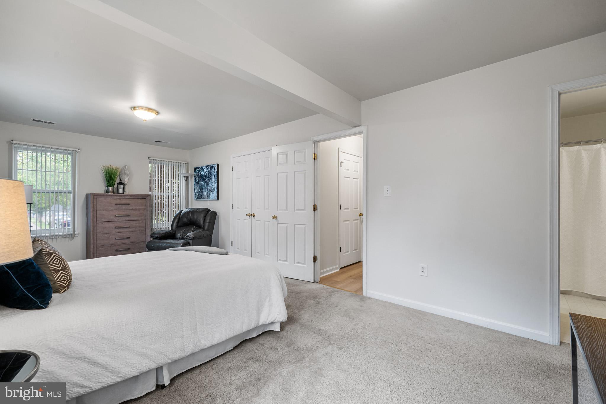 ROLLING MEADOWS - Residential