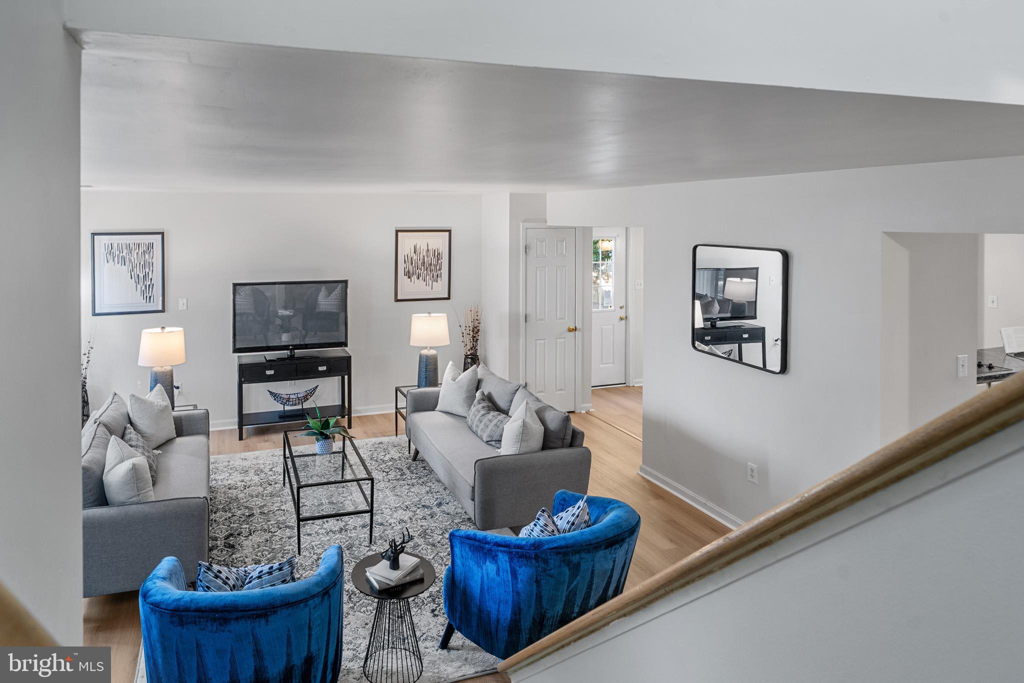 ROLLING MEADOWS - Residential