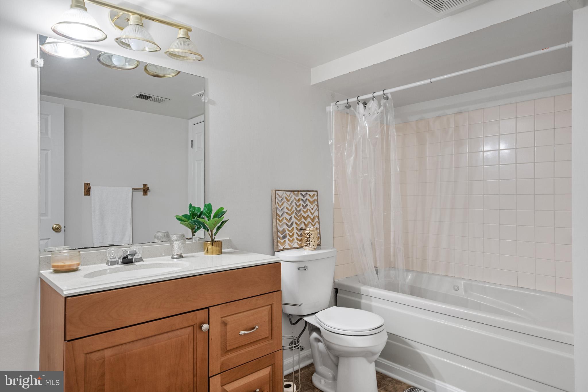 ROLLING MEADOWS - Residential