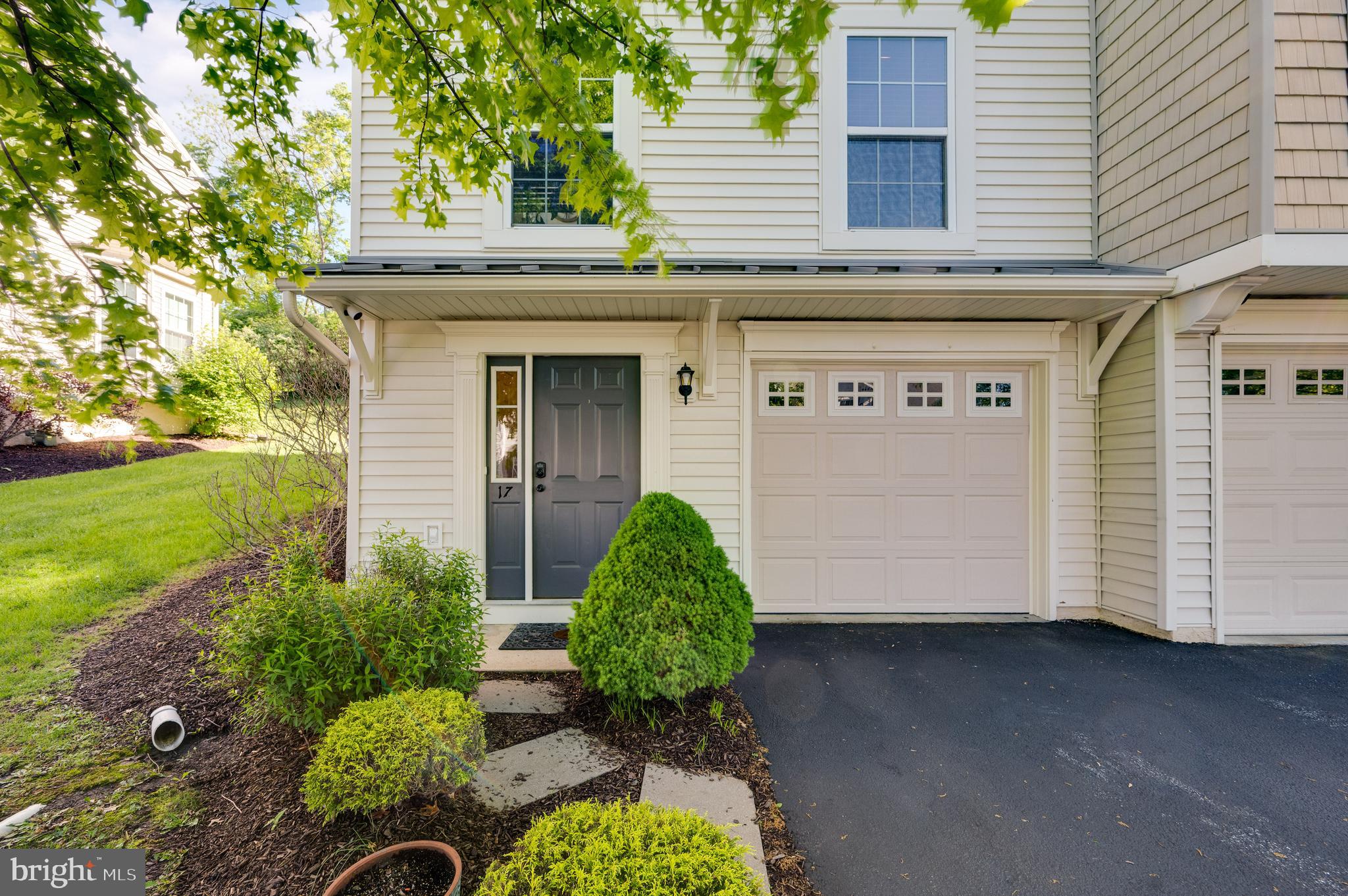 DEERFIELD VILLAGE - Residential Lease