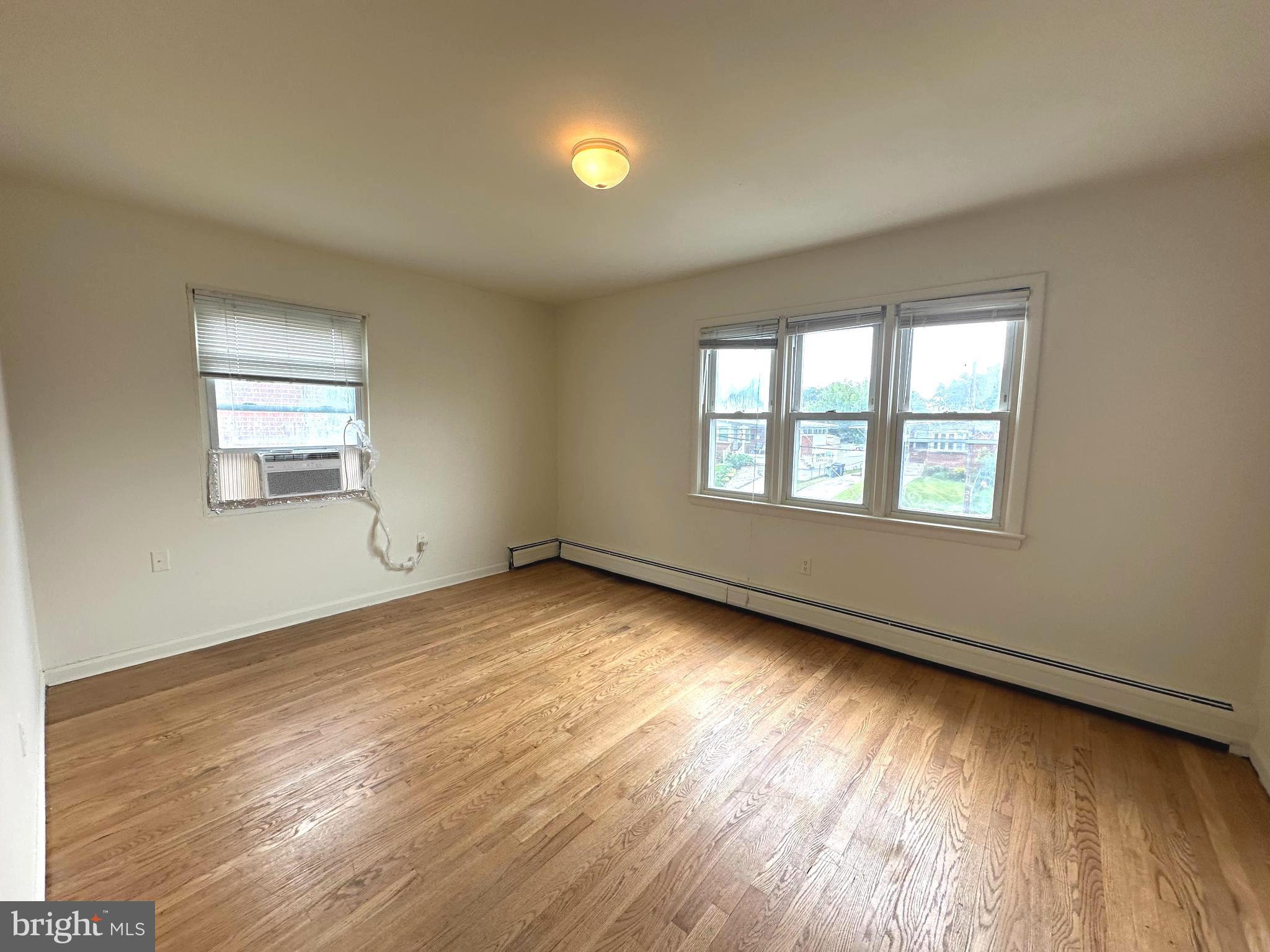 NEW HAMPSHIRE ESTATES - Residential