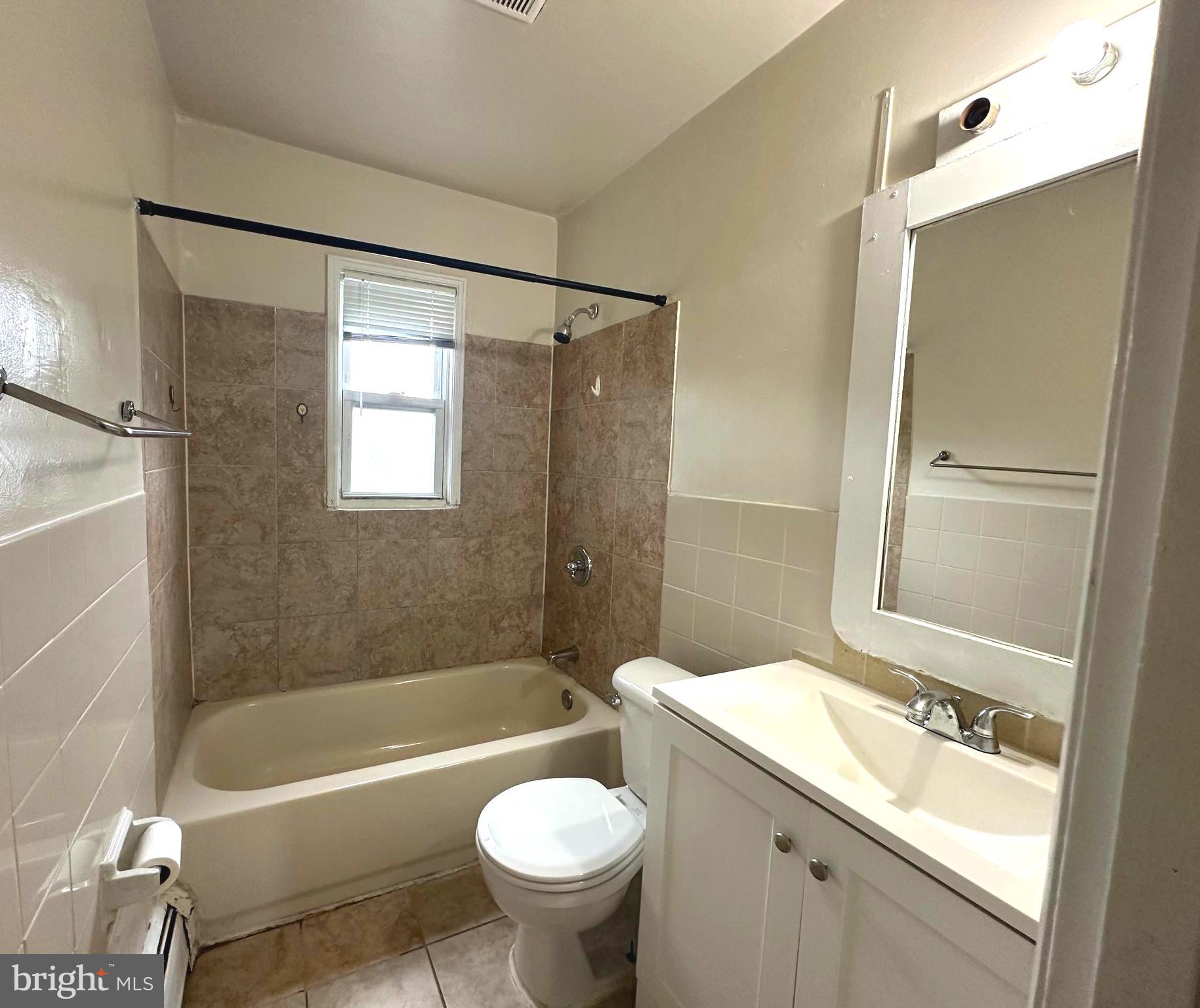 NEW HAMPSHIRE ESTATES - Residential