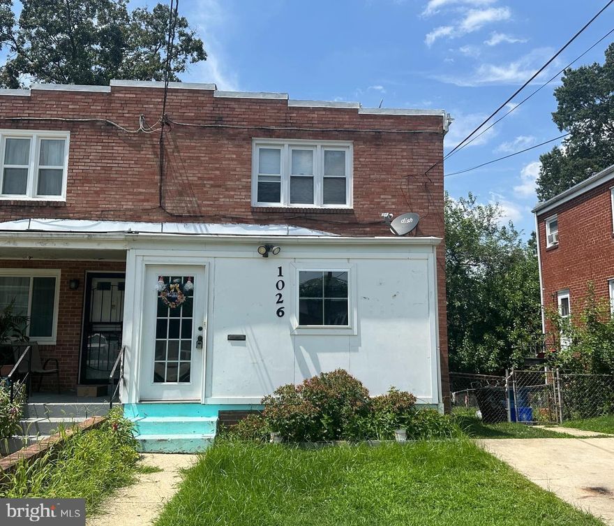 Welcome to 1026 Ruatan Street. This brick semi-detached home offers 3 bedrooms, 1.5 bathrooms, off-street parking, and a fully fenced rear yard. The finished lower level with a walkout adds versatile living space, while the rear patio provides the perfect spot for outdoor relaxation or entertaining. A great opportunity to make this home your own. Conveniently located near parks, schools, public transit, and major commuter routes — don’t miss your chance to tour this home today!