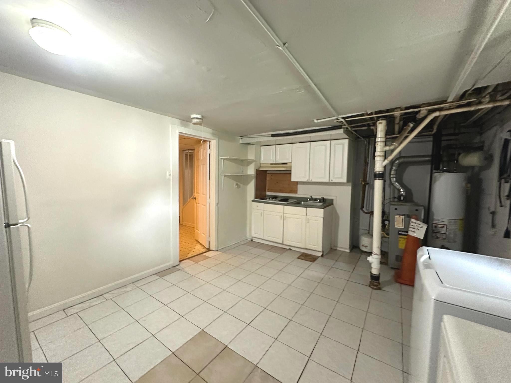 NEW HAMPSHIRE ESTATES - Residential